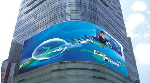 LED顯示屏制造商：智贏者通吃時(shí)代，精小而美是否是一種謬論？