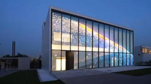 透明led顯示屏的四大應(yīng)用環(huán)境！