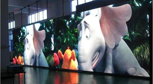 小間距l(xiāng)ed顯示屏要如何選擇？